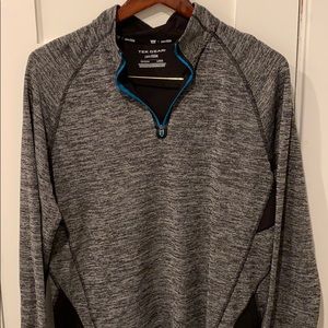 Tek Gear Lightweight Pull Over